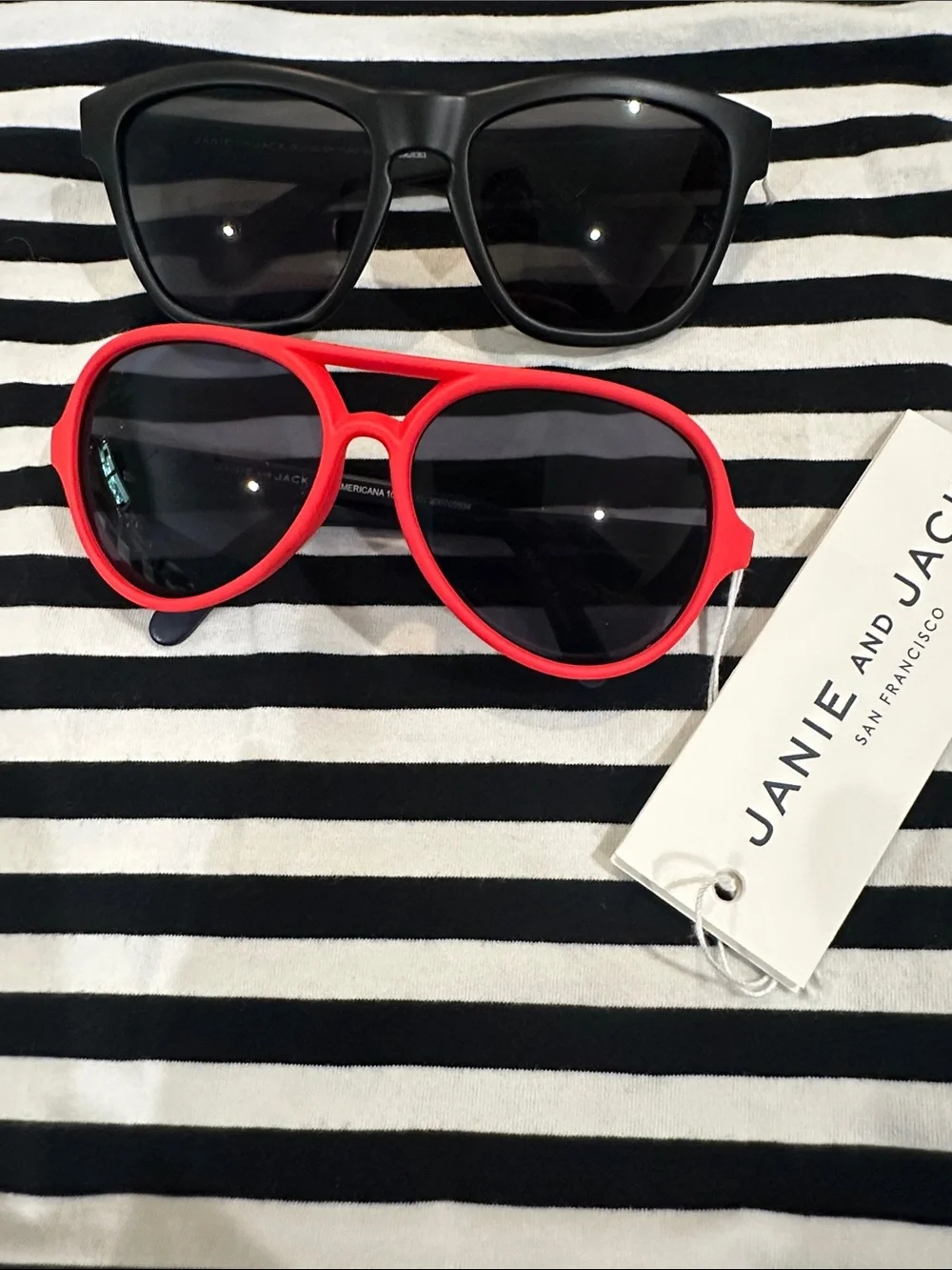 Janie&Jack sunglasses size 0-2yrs